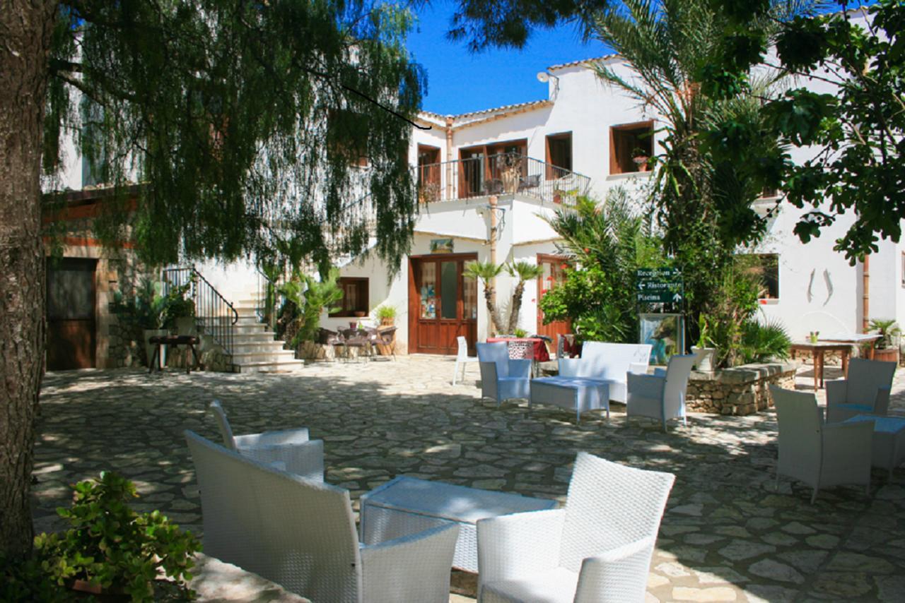 Casa Vacanze Il Cortile Custonaci Exterior foto